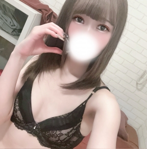 鳥取県米子市皆生温泉のソープランド azule（ア・ズール）の写メ日記　1日目出勤中💋画像