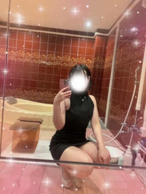 鳥取県米子市皆生温泉のソープランド azule（ア・ズール）の写メ日記　華金🌸画像