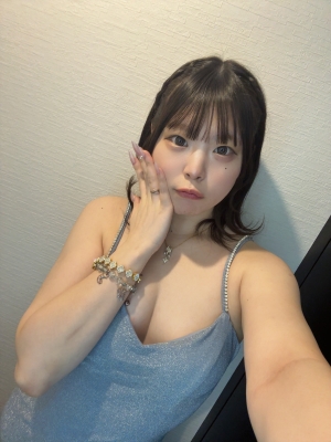 鳥取県米子市皆生温泉のソープランド azule（ア・ズール）の写メ日記　初出勤🩵画像